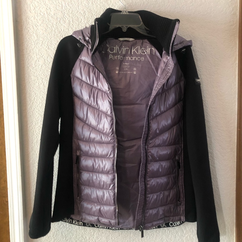 Calvin Klein purple performance puffer jacket size S small
